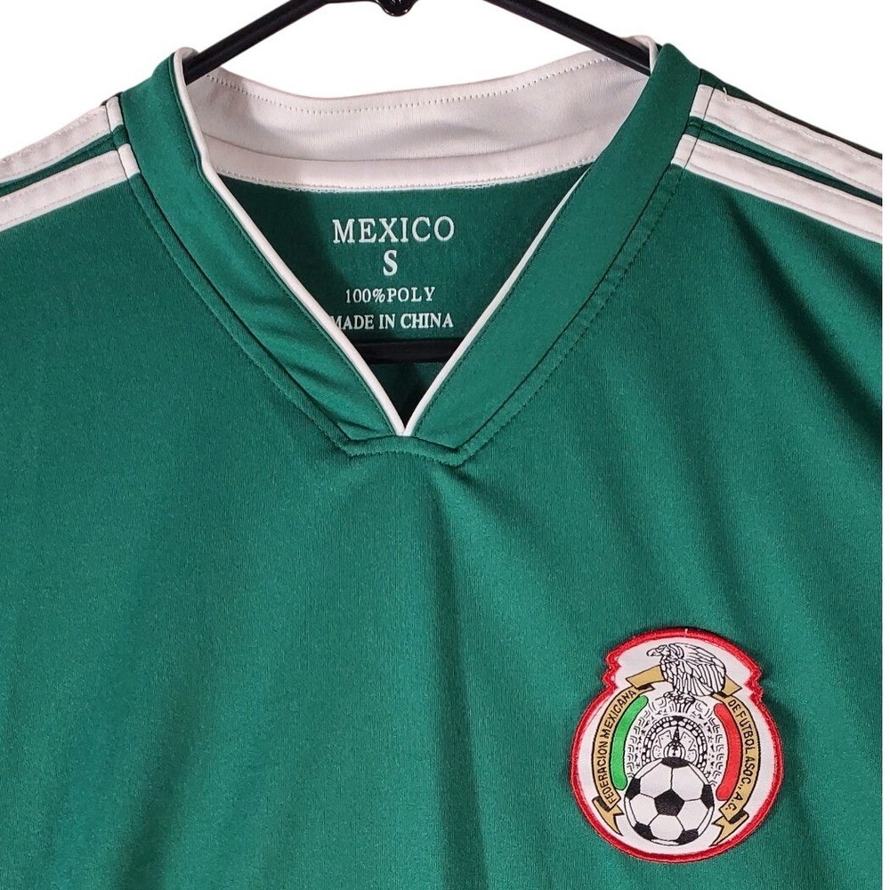 Mexico National Team Soccer Jersey Mens Small Green Short Sleeve V-Neck Futbol